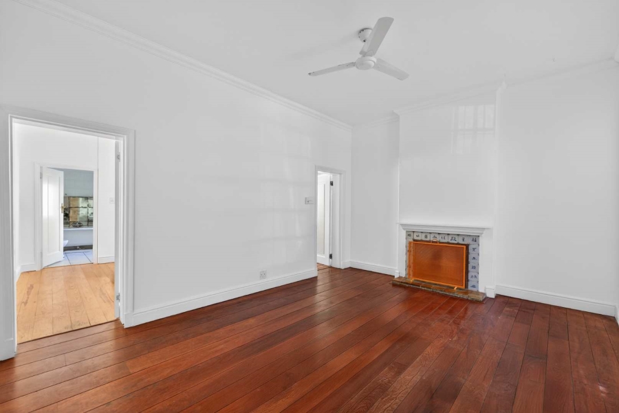 2 Bedroom Property for Sale in Green Point Western Cape